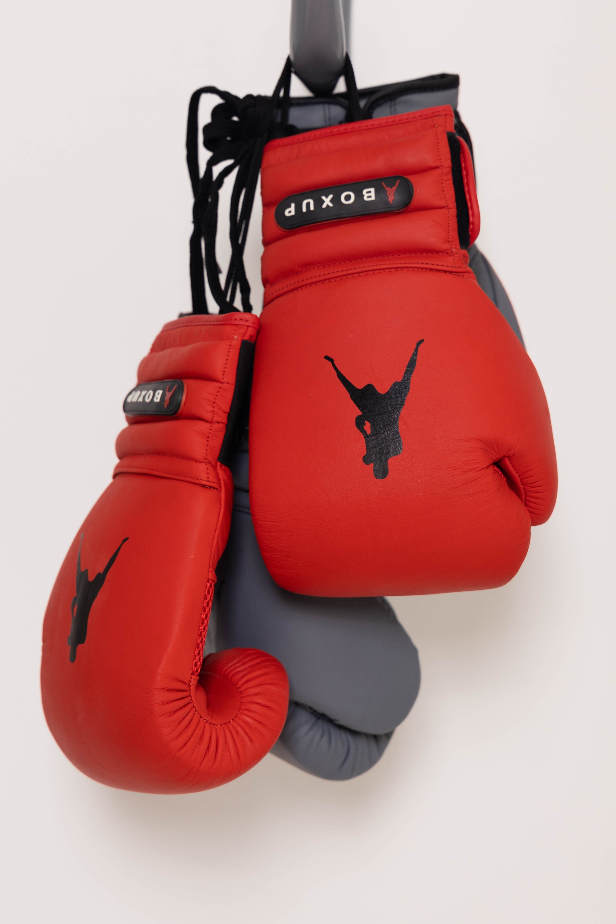 BLACK-BOXING-GLOVES